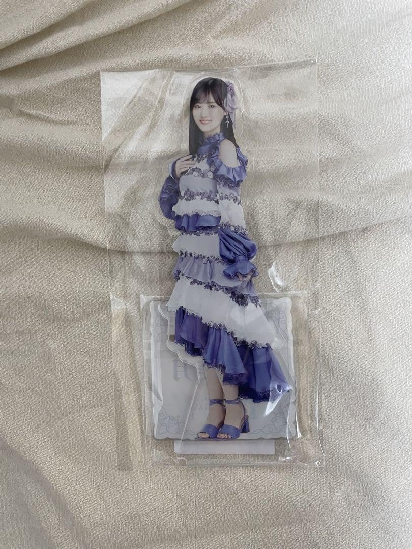 Amazon.co.jp: 乃木坂46 BIGアクリルスタンド 山下美月 : おもちゃ